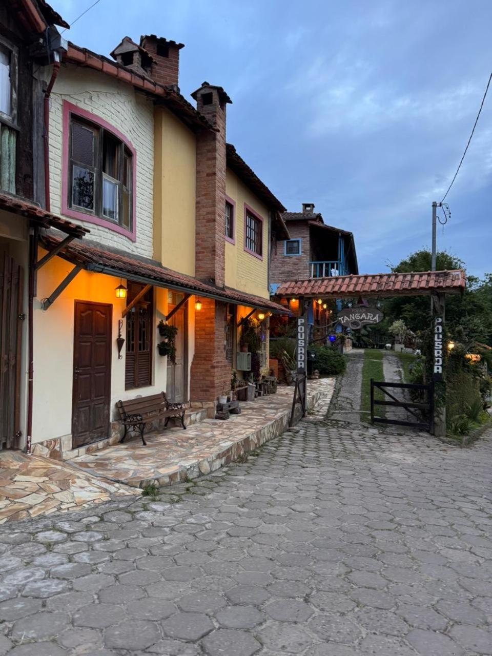 Pousada E Cafe Tangara Conceição da Ibitipoca Εξωτερικό φωτογραφία